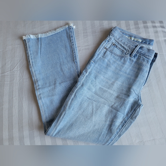 NWOT Size 28 Gap Summer Flare Jeans, Frayed Hem - Picture 6 of 6